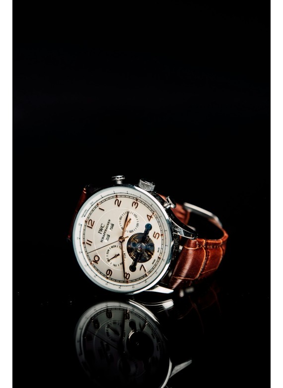 Reloj Clásico con Fecha